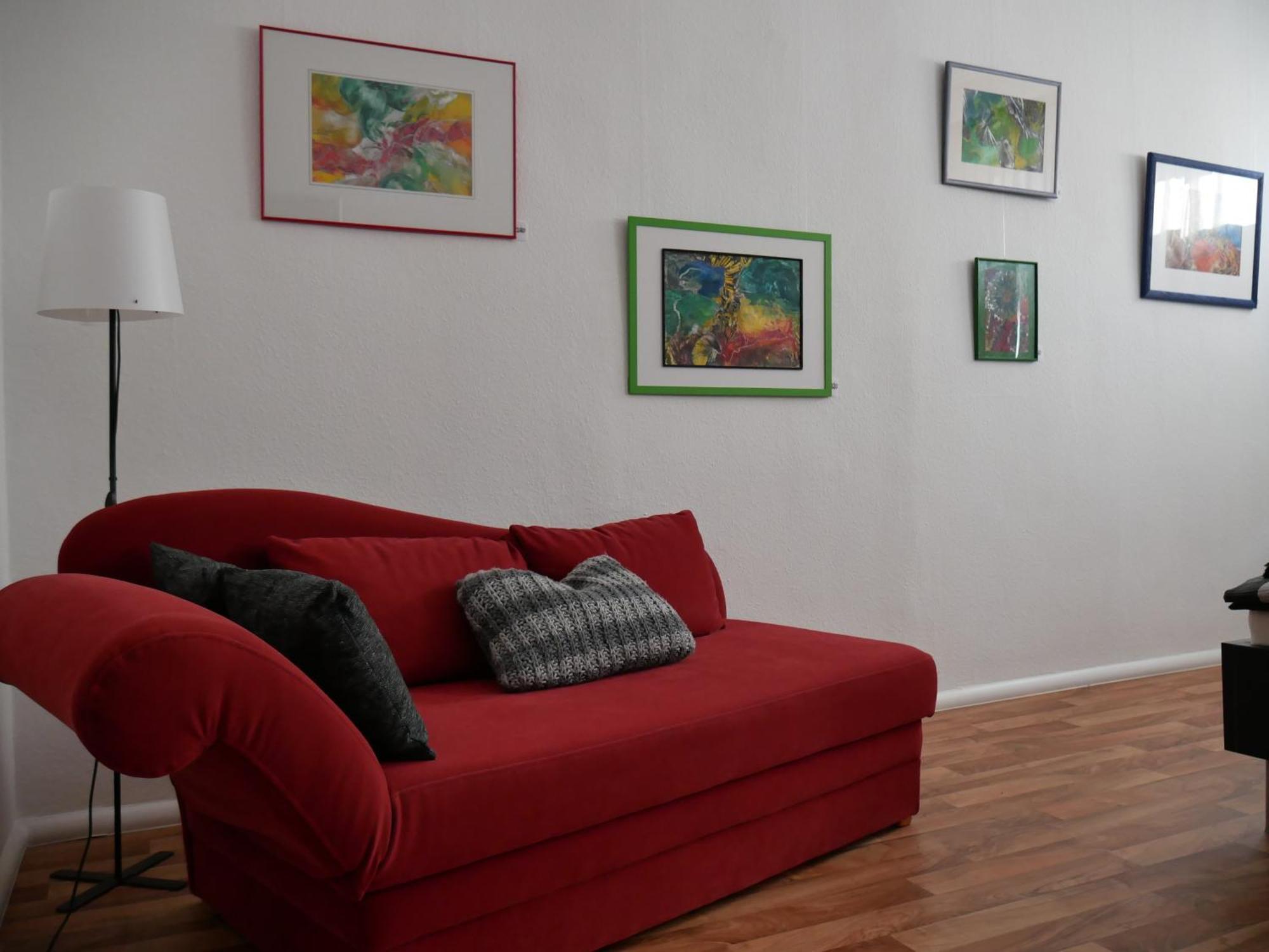 Ferienwohnungen In Der Kunstgalerie Charlie Und Jenny เคมนิตซ์ ห้อง รูปภาพ